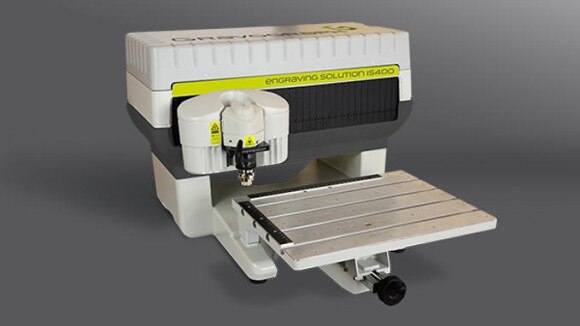 IS400 Graviermaschine