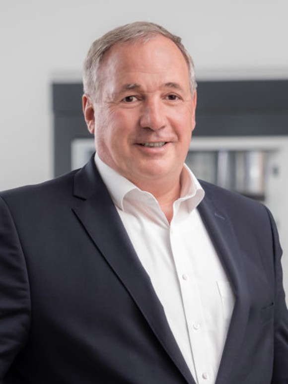 Porträt-Reinhard-Metzler_blog_web